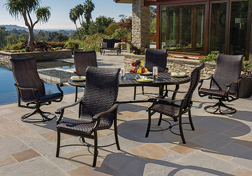 Tropitone Outdoor Dining Set